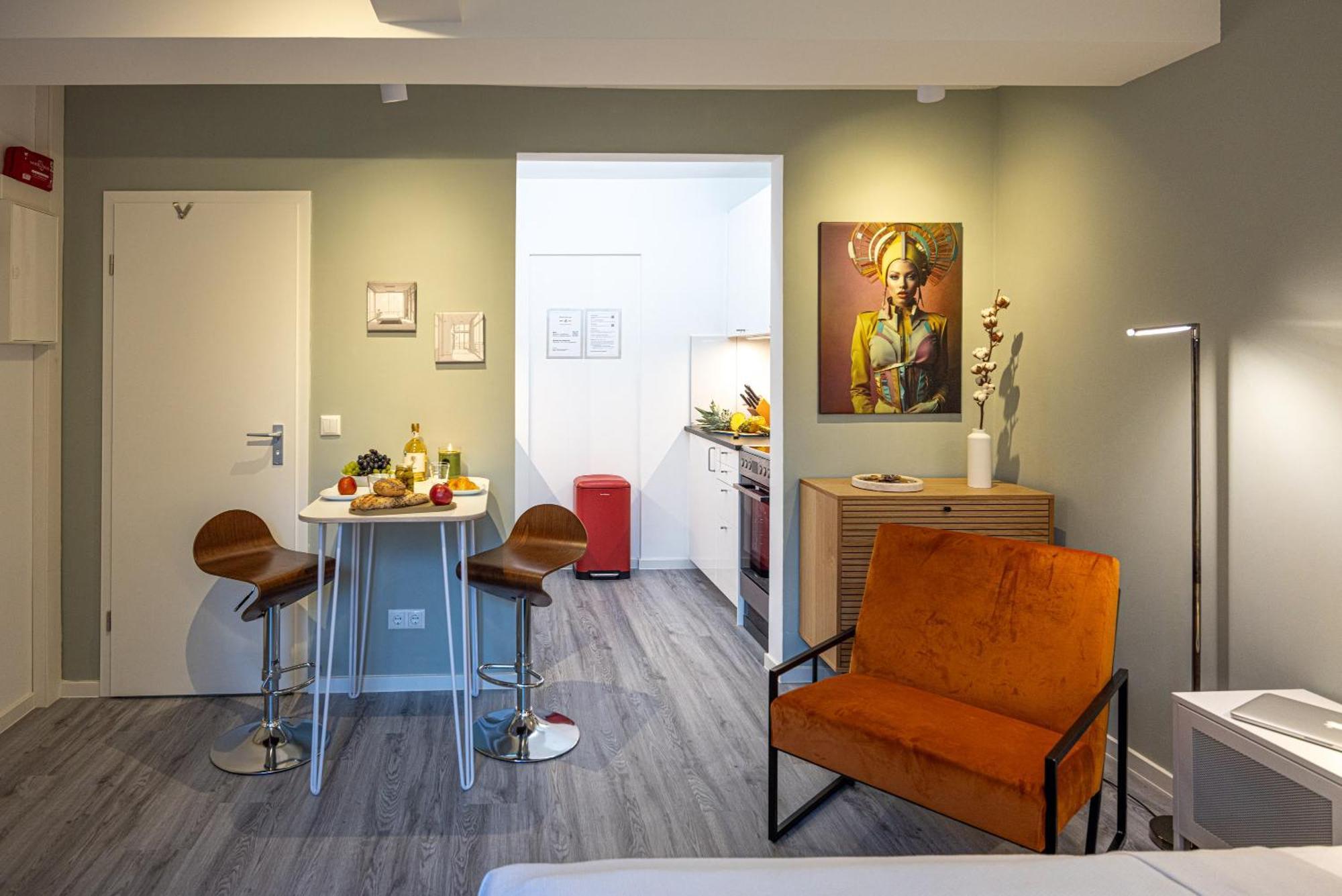 Have-A-Nice-Stay - Souterrain, Kino An Der Natur, U-Bahn Nach Hamburg 400M - Baecker & Restaurants 500M - Lidl 800M - Zentrum 1,5Km Ahrensburg Bagian luar foto