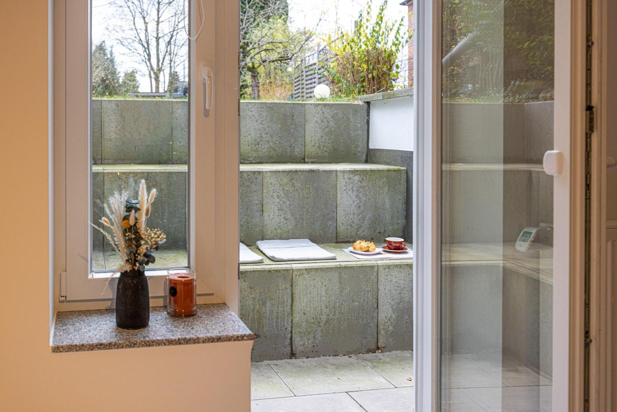 Have-A-Nice-Stay - Souterrain, Kino An Der Natur, U-Bahn Nach Hamburg 400M - Baecker & Restaurants 500M - Lidl 800M - Zentrum 1,5Km Ahrensburg Bagian luar foto