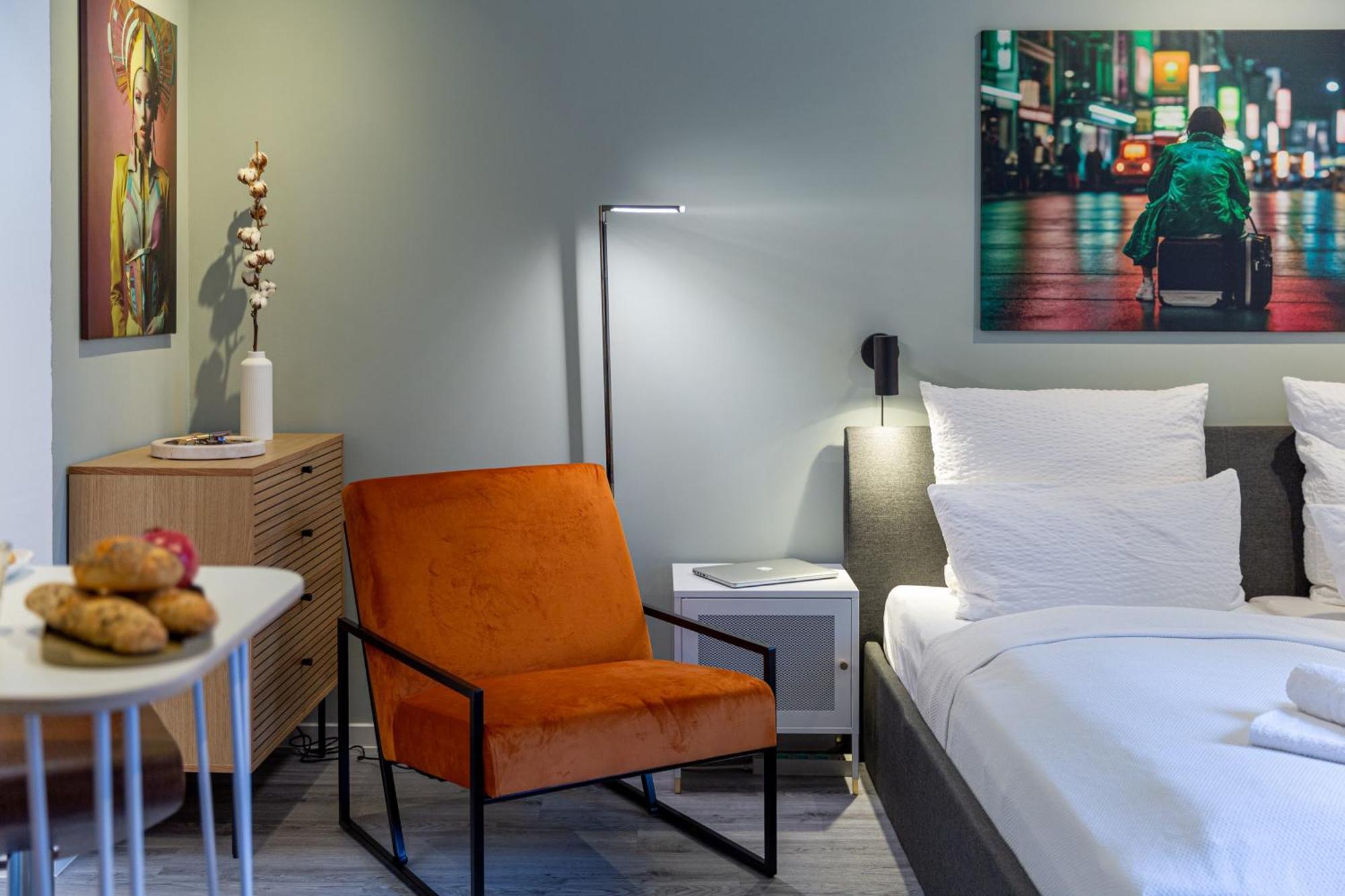 Have-A-Nice-Stay - Souterrain, Kino An Der Natur, U-Bahn Nach Hamburg 400M - Baecker & Restaurants 500M - Lidl 800M - Zentrum 1,5Km Ahrensburg Bagian luar foto