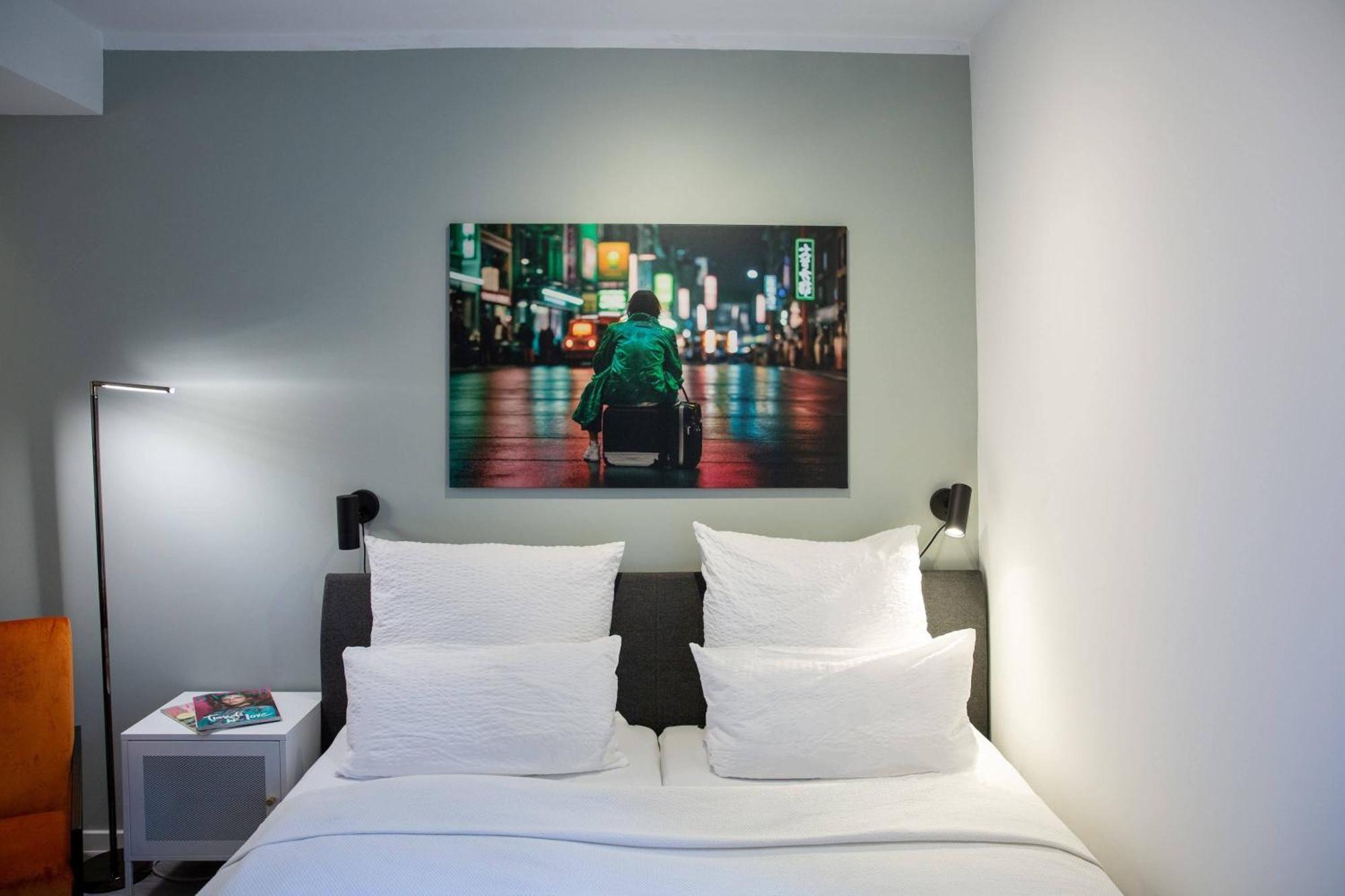 Have-A-Nice-Stay - Souterrain, Kino An Der Natur, U-Bahn Nach Hamburg 400M - Baecker & Restaurants 500M - Lidl 800M - Zentrum 1,5Km Ahrensburg Bagian luar foto